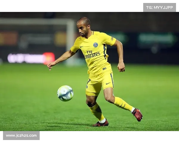 小卢卡斯从替补到关键先生巴黎崛起背后的奋斗与荣耀故事