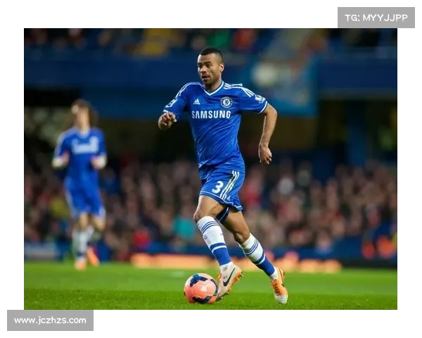 揭秘阿什利科尔多面手角色如何在绿茵场内外展现全能魅力