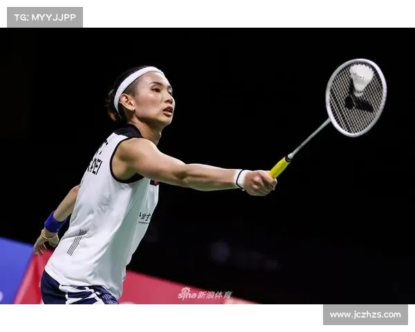 戴资颖在乌拉圭公开赛上精彩网前扑球得分展现强大网球技术 戴资颖在乌拉圭公开赛上精彩网前扑球得分展现强大网球技术